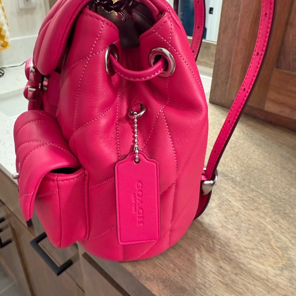 Coach quilted Tabby backpack - Picture 3 of 11